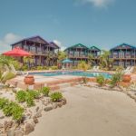 beach resorts in belize